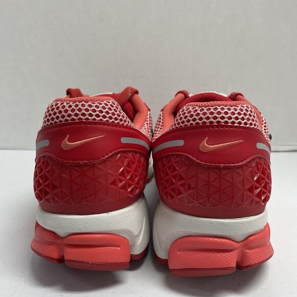 Nike Air Zoom Vomero 5 University Red FN6833 657 Size 8 Mesh Runner Workout main image 4